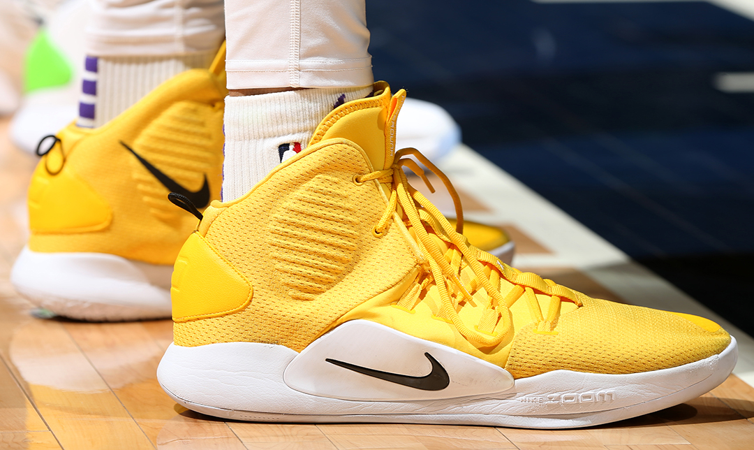 王楚钦拼尽全力，网友：实力差距太大（王楚钦竭尽所能，网友直言：实力悬殊过大）