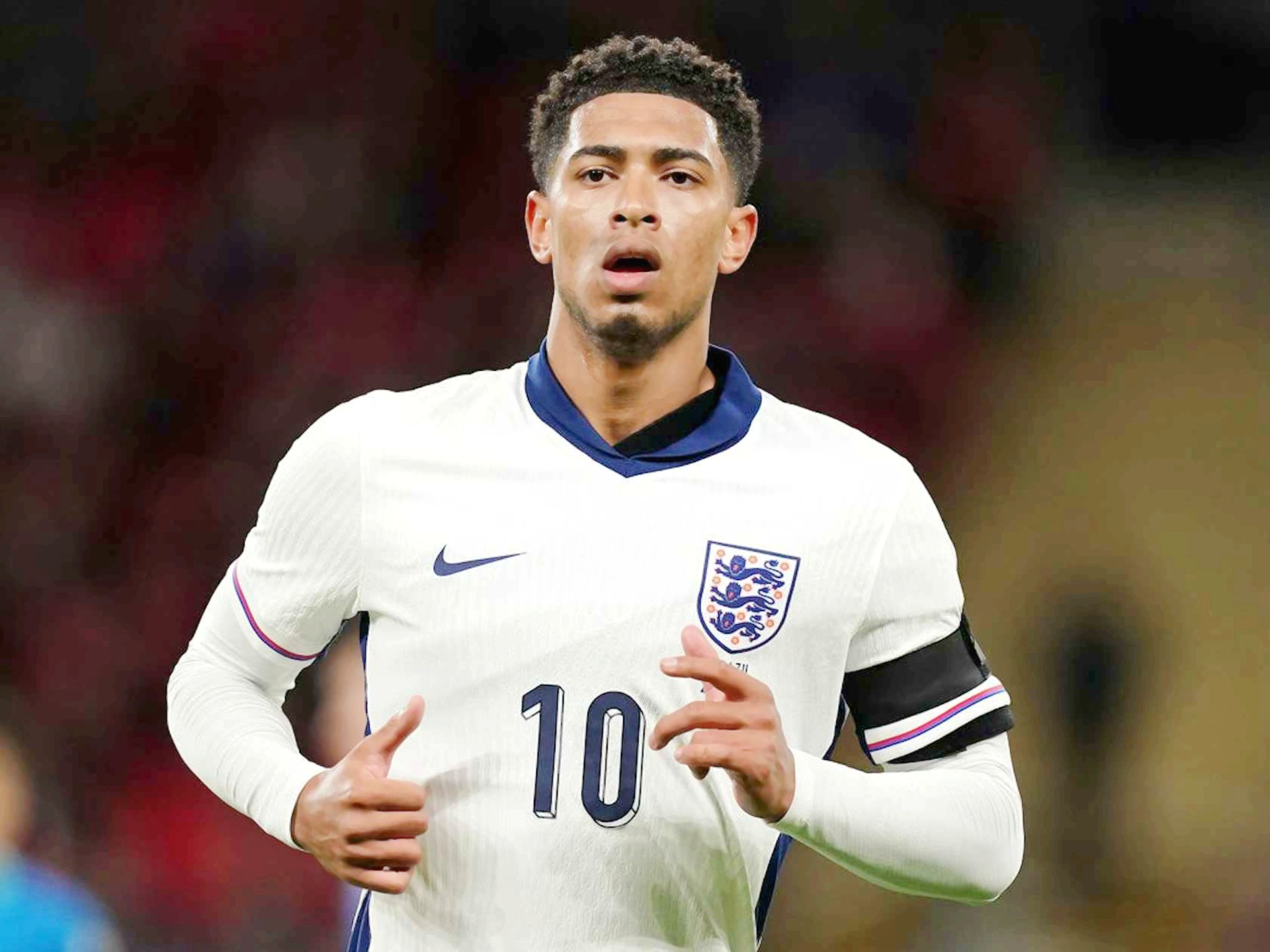 西甲：马竞2-1击败格拉纳达 保持争冠希望（西甲：马竞2-1力克格拉纳达 争冠希望犹存）