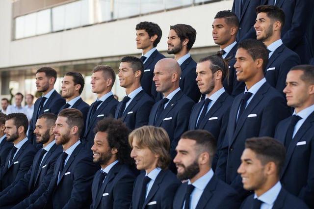 美职联战报：怀特双响，温哥华白浪3-1圣地亚哥晋级总决赛（美职联速递：怀特梅开二度，温哥华白浪3-1力克圣地亚哥挺进总决赛）