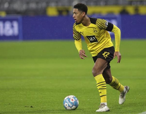 铜梁龙选帅举棋不定！张外龙或绝迹中超江湖，谢晖带队一年游？刘建业或逆袭（铜梁龙主帅抉择摇摆：张外龙或告别中超，谢晖恐成“一年游”，刘建业有望逆袭上位）