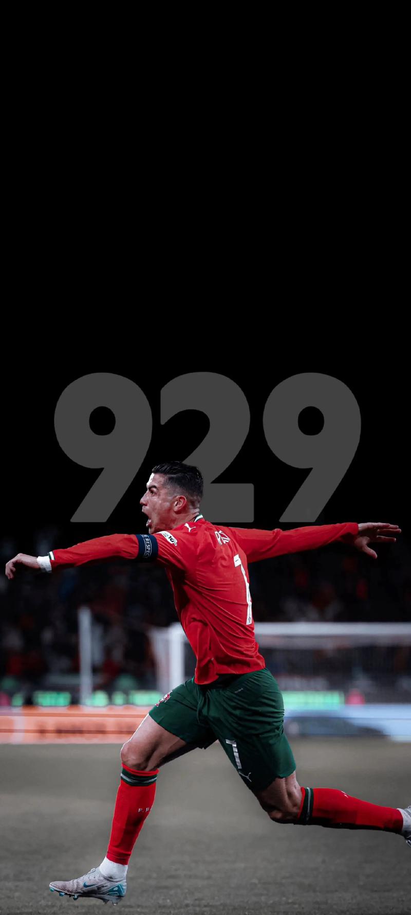 巴洛特利：现在的足球对抗更激烈，我认为自己仍能有出色表现（巴洛特利：如今足球对抗升级，但我依然能踢出高水准）