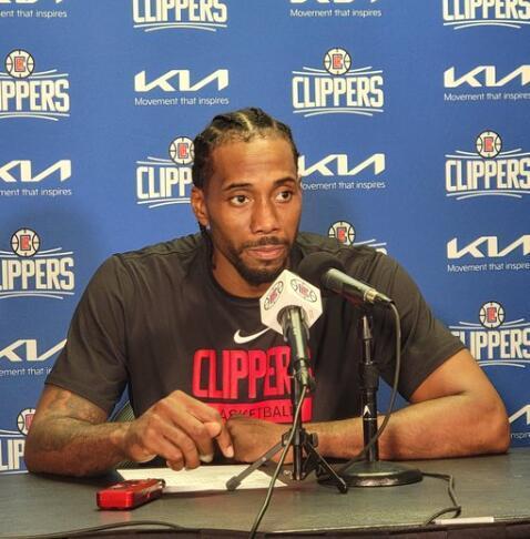 534场，诺伊尔追平伊梅尔并列德甲门将历史出场榜第二位（德甲门将出场榜：诺伊尔534场追平伊梅尔，并列历史第二）