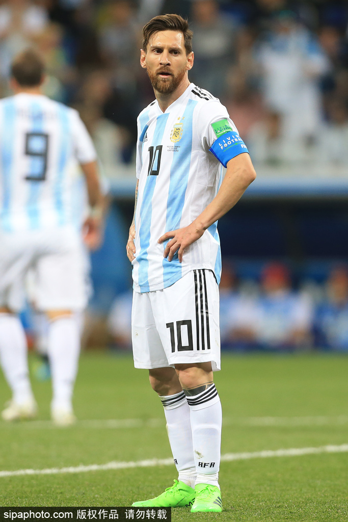 NBA球员数据统计：得分、篮板、助攻排行,（NBA球员数据盘点：得分、篮板、助攻排行榜）