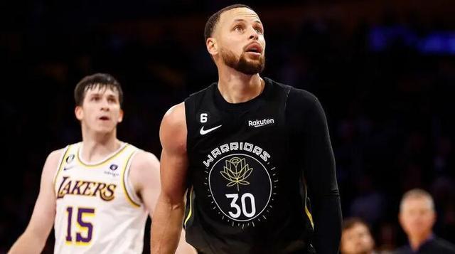 申花旧帅波耶特怒辞全北帅位，兄弟情深还是死性不改？（申花前主帅波耶特火速请辞全北主帅，义气相挺还是性格难改？）