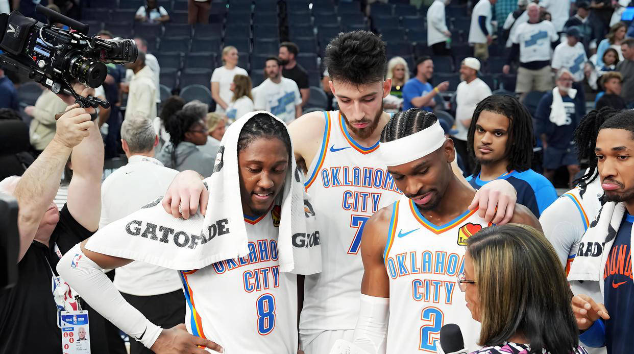 斯维拉尔：我们感觉很好，目前谈排名为时过早；迈尼昂是榜样（斯维拉尔：状态正佳，谈排名尚早；迈尼昂是楷模）